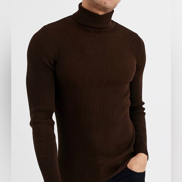 Muscle Fit Sweater - Picture 3 of 4